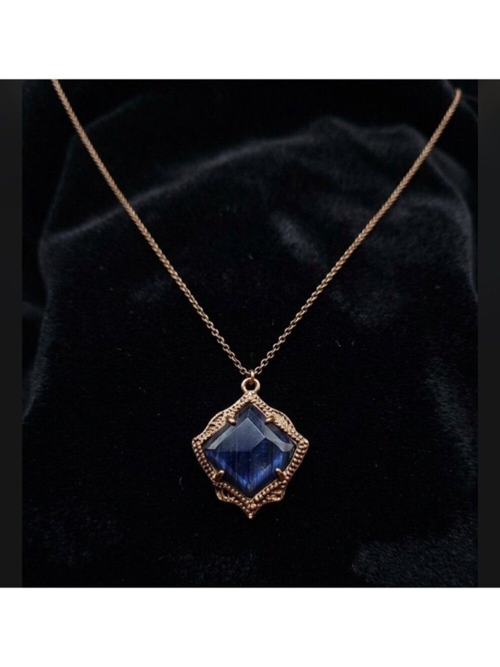 Kendra Scott Kacey Blue Small Necklace Pendent - Rose Gold